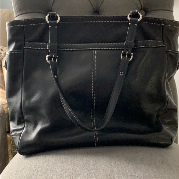 Coach Tote Bag - Picture 4 of 5